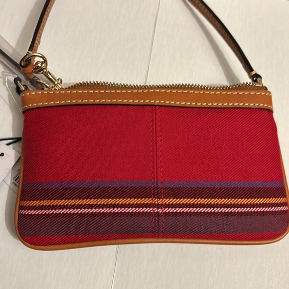 Dooney & Bourke Tartan Large Zip Wristlet NWT - Picture 5 of 5